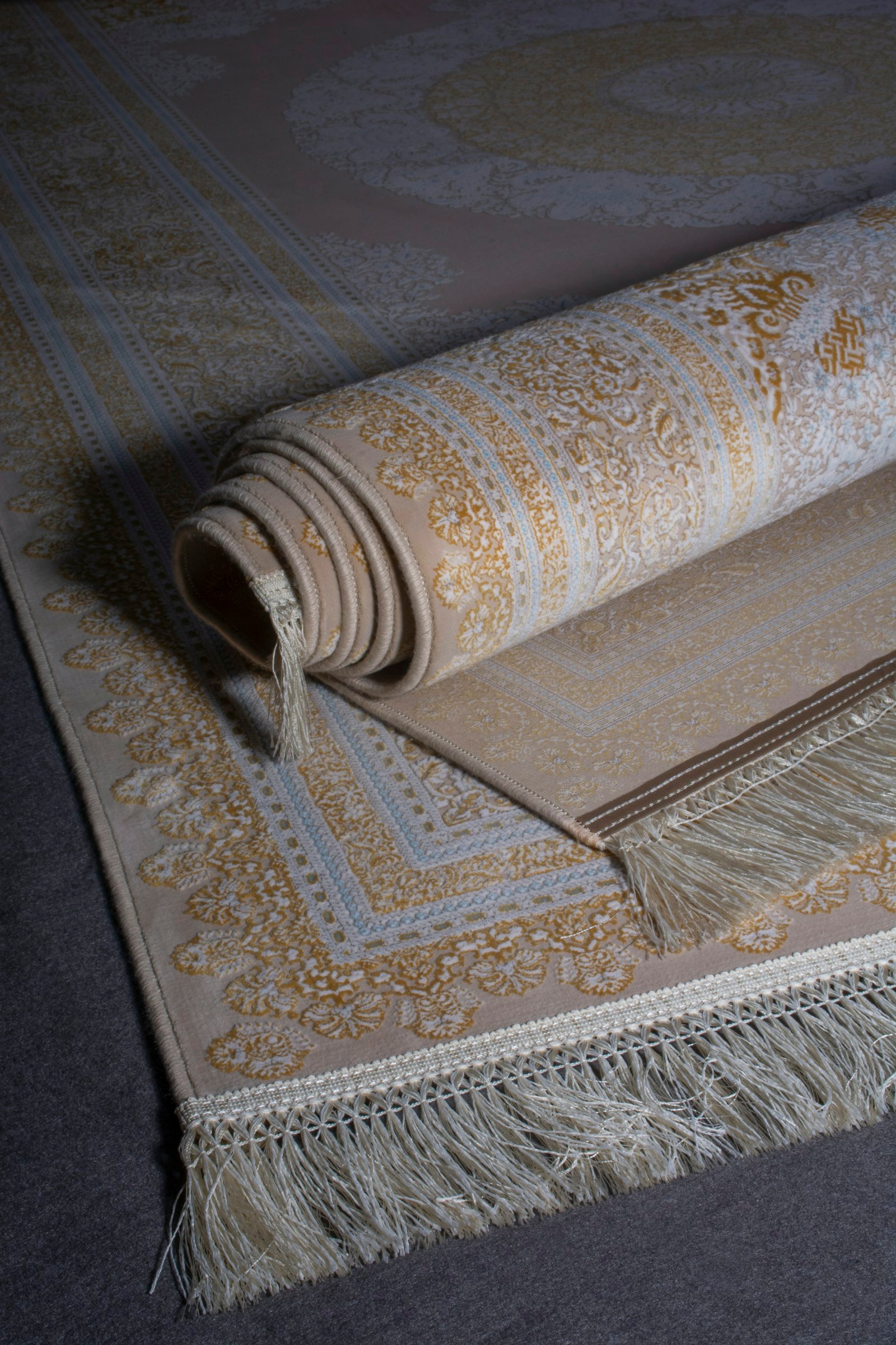 Hand knotted wool rug with clean restored fringes after specialist rug cleaning